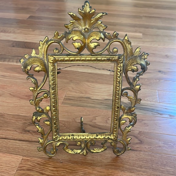 Ornate Frame - Picture 2 of 16